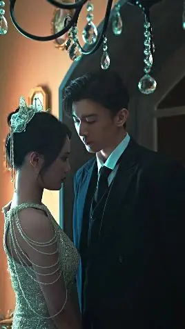 《闪婚后财阀老公又野又欲》：先婚后爱，霸道总裁的甜蜜陷阱，甜到齁的爱情童话！